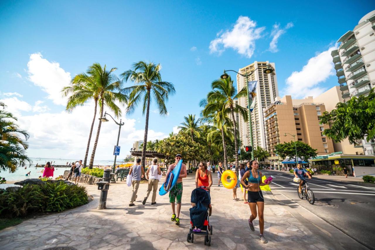 Steps To Waikiki Beach! Newly Renovated With 75" Tv Honolulu Kültér fotó