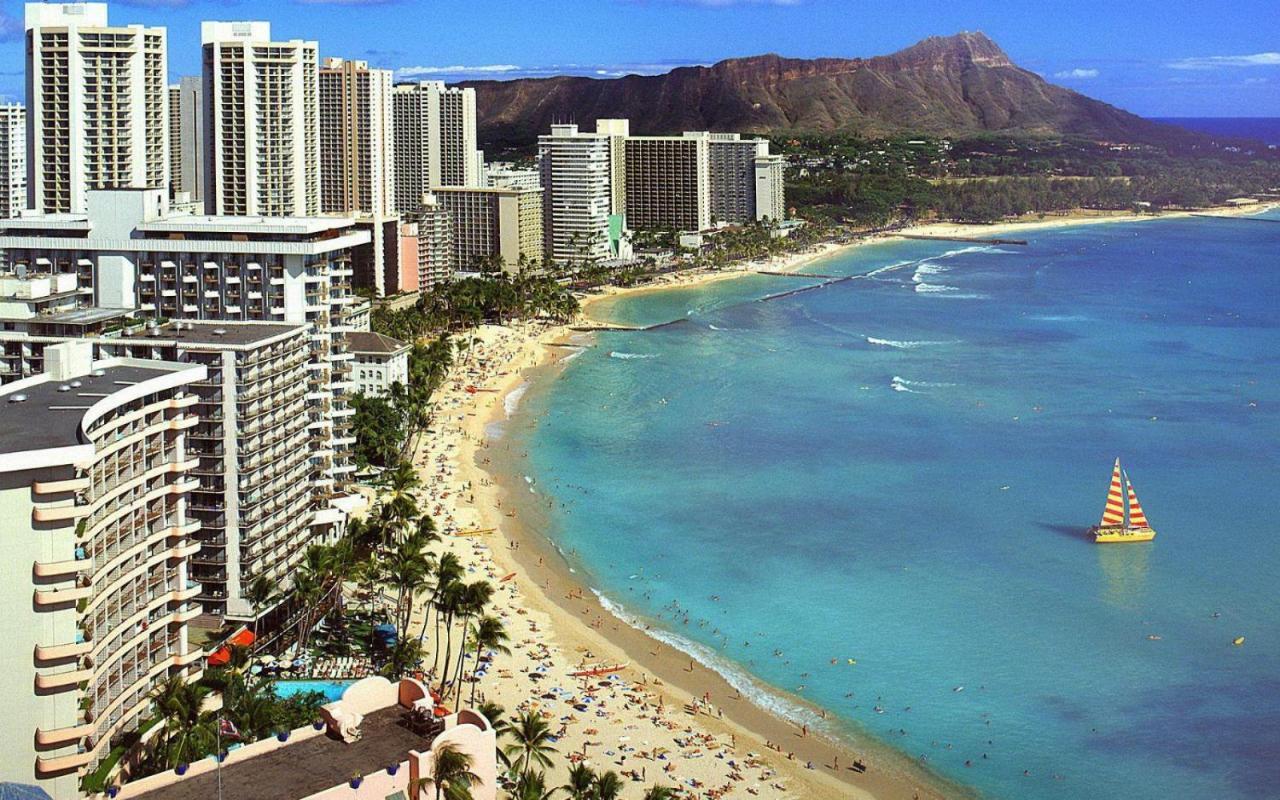 Steps To Waikiki Beach! Newly Renovated With 75" Tv Honolulu Kültér fotó